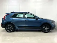 Usado Kia Niro 141 CV (103 kW) 2022 Azul SUV