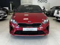 Usado Kia ProCeed GT-Line 140 CV (102 kW) 2019 Rojo Familiar