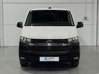 Usado VW Caravelle Comfortline 150 CV (110 kW) 2023 Blanco Monovolumen