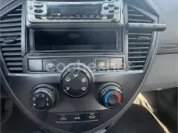 Usado Kia Carens EX 112 CV (82 kW) 2003 Rojo Monovolumen