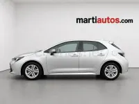 Usado Toyota Corolla Active 140 CV (102 kW) 2022 Gris / plata Berlina