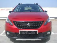 Usado Peugeot 2008 GT-line 120 CV (88 kW) 2019 Granate SUV