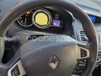 Usado Renault Mégane Expression 90 CV (66 kW) 2012 Gris / plata Berlina