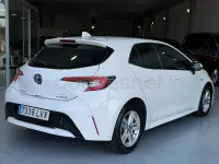 Usado Toyota Corolla Active 122 CV (89 kW) 2022 Blanco Berlina