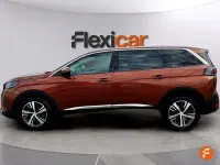 Usado Peugeot 5008 Allure 130 CV (95 kW) 2021 Marrón SUV