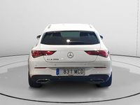 Usado Mercedes CLA200 163 CV (119 kW) 2022 Blanco