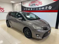 Usado Toyota Verso Advance 112 CV (82 kW) 2016 Gris / plata Monovolumen