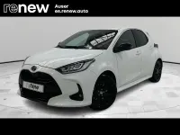 Usado Toyota Yaris Hybrid Style 116 CV (85 kW) 2023 Blanco Berlina