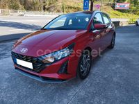 Usado Hyundai i20 100 CV (73 kW) 2024 Rojo Berlina