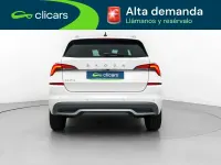 Usado Skoda Kamiq Ambition 110 CV (80 kW) 2022 Blanco SUV