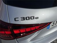 Usado Mercedes C300e 320 CV (235 kW) 2022 Gris / plata Familiar
