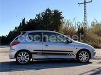 Usado Peugeot 206 GTi 138 CV (101 kW) 2000 Gris / plata Berlina