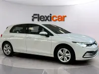 Usado VW Golf VIII Life 116 CV (85 kW) 2022 Blanco Berlina