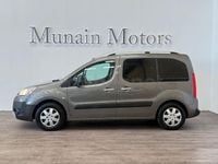 Usado Peugeot Partner Tepee Premium 110 CV (80 kW) 2009 Gris / plata Monovolumen
