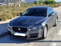 Usado Jaguar XE R-Sport 180 CV (132 kW) 2016 Gris / plata Berlina