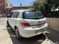 Usado Opel Astra Enjoy 105 CV (77 kW) 2004 Blanco Berlina