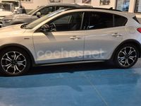Usado Ford Focus Active 120 CV (88 kW) 2020 Gris / plata Berlina