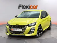 Usado Peugeot 208 Allure 101 CV (74 kW) 2025 Verde Utilitario