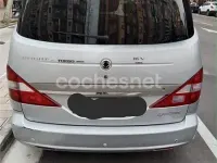 Usado SsangYong Rodius 165 CV (121 kW) 2007 Gris / plata Monovolumen
