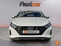Usado Hyundai i20 100 CV (73 kW) 2022 Blanco Berlina