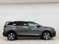 Usado Peugeot 5008 Allure 130 CV (95 kW) 2017 Gris SUV