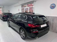 Usado BMW 118 Sport Line 136 CV (100 kW) 2022 Negro Utilitario