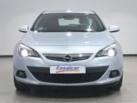 Usado Opel Astra GTC Sportive 136 CV (100 kW) 2016 Gris Utilitario