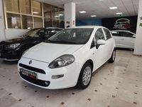 Usado Fiat Punto Pop 69 CV (50 kW) 2016 Blanco Utilitario