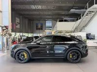 Nuevo Porsche Cayenne Turbo E-Hybrid 740 CV (544 kW) 2026 Negro SUV