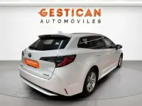 Usado Toyota Corolla Active 122 CV (89 kW) 2021 Blanco Familiar