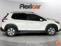 Usado Peugeot 2008 Signature Sky 130 CV (95 kW) 2019 Blanco SUV