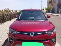 Usado SsangYong Tivoli 163 CV (119 kW) 2021 Granate SUV
