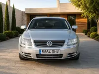 Usado VW Phaeton 334 CV (245 kW) 2005 Plateado Berlina