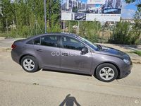 Usado Chevrolet Cruze LT 124 CV (91 kW) 2011 Gris / plata Berlina