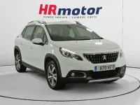 Usado Peugeot 2008 Allure 110 CV (80 kW) 2017 Blanco SUV