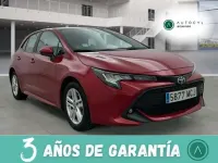 Usado Toyota Corolla Business Edition 122 CV (89 kW) 2022 Rojo Berlina