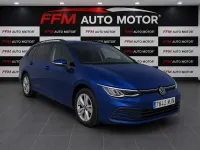 Usado VW Golf VIII Life 116 CV (85 kW) 2023 Azul Familiar