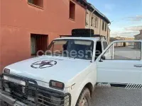 Usado Lada niva 78 CV (57 kW) 1994 Blanco SUV