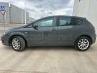 Usado Seat Leon Reference 105 CV (77 kW) 2010 Gris / plata Utilitario