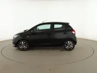 Usado Peugeot 108 Allure 70 CV (51 kW) 2016 Negro Berlina