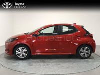 Usado Toyota Yaris Hybrid Active 116 CV (85 kW) 2024 Rojo Berlina
