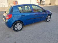 Usado Renault Clio II Business 85 CV (62 kW) 2009 Azul Berlina