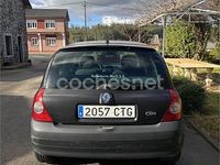 Usado Renault Clio II 80 CV (58 kW) 2004 Negro Berlina