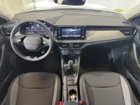 Usado Skoda Scala Essence 116 CV (85 kW) 2025 Gris Utilitario