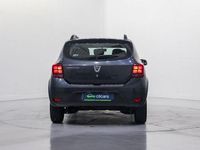 Usado Dacia Sandero Essentiel 75 CV (55 kW) 2019 Gris / plata Berlina