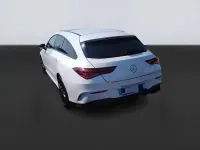 Usado Mercedes CLA250e Shooting Brake 224 CV (164 kW) 2022 Blanco Familiar