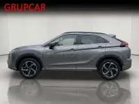 Usado Mitsubishi Eclipse Cross 188 CV (138 kW) 2024 Gris / plata SUV