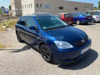Usado Toyota Corolla 97 CV (71 kW) 2003 Azul Berlina
