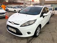 Usado Ford Fiesta Trend 90 CV (66 kW) 2010 Blanco Utilitario