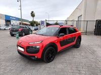 Usado Citroën C4 Feel 100 CV (73 kW) 2017 Rojo Berlina